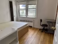 法拉盛金城发后面独立屋单房出租（有家具）即可入住