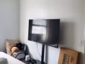 皇后购物中心附近一房出租限一男性