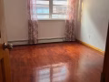法拉盛37ave& Parson 有单房+独立卫生间 $1100 全包 空调除外 随时入住