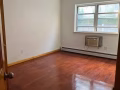 37ave&Parson 有大套房 $1300 全包 空调除外 近超市 随时入住
