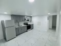 Little Neck小径半土库一房一厅1600全包
