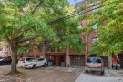 屋主自租房：法拉盛二楼Union St 33Av交口单房有衣橱阳台900$