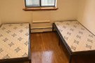 法拉盛缅街中心Maple Ave 新装修双床位单房月租$900随时入住