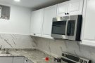 60出口2房一厅一厨一卫全新装修出租，近495，近石溪大学，方便一切，环境优美安静。联系电话9173493228。