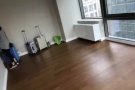 435 west 31 st  客厅找 女生室友啦   middle town