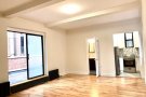 曼哈顿52街顶楼studio出租$2390包所有utilities
