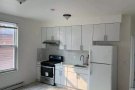 Elmhurst 独立二楼两房一厅+阁楼包水 租$2500 。