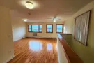 【招租】Maspeth 马斯佩斯/山顶，全砖House新装修3房1大厅2浴（1050尺）。多条交通直达法拉盛和曼哈顿。