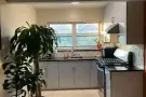 拉盛独立出入门全新套房带有私人卫生间家具房间一尘不染出租