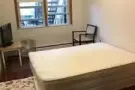 法拉盛近北方大道大中华超市一单间出租
