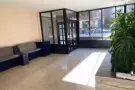皇后区秋园Kew Garden公寓楼一房一厅出租,有车库，步行到E/F地铁站