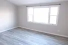长岛38出口好学区levittown 全新现代装修三方一厅一卫出租