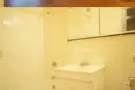 法拉盛一房一厅短租原价1500现1000包水电气