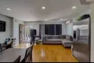 house一楼三房两卫 大面积 包车道