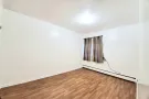 Elmhurst新装修二楼两室一厅一厨一卫带大阳台，$1,850全包，近M/R车