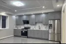 新中美全新建的3室3浴1厅首租$2600