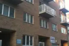 法盛向南一卧