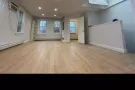 山顶 maspeth 二楼整层出租 合法三房一厅 全新装修 2700一个月 只包水 有图 点进来可以看图 超大客厅