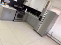 近缅街全新4室一厅2卫3100
