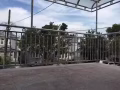 Elmhurst新装修房子 出租单间带超大阳台 近地铁站 走路四分钟到m/r车地