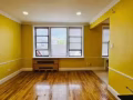 Elmhurst coop studio $1900
